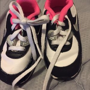 Toddler girl Nike air max
